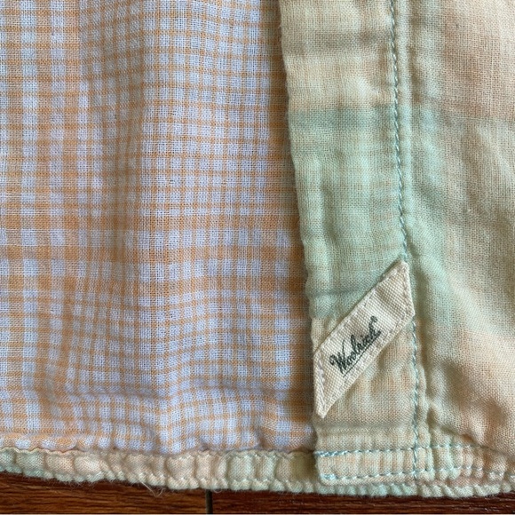 Woolrich Shirt Women’s Sz Large Long Sleeve Button Up Mint  Peach Roll Sleeve - Picture 8 of 8